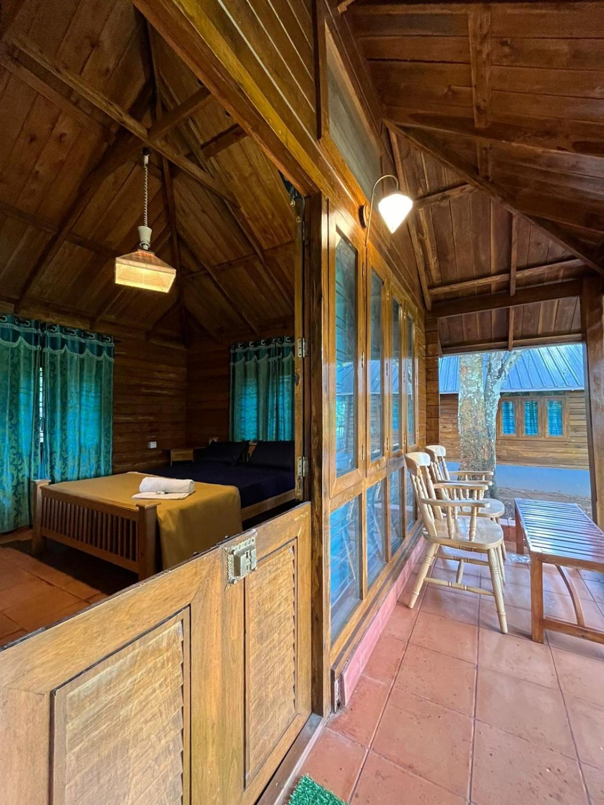 Royal Wooden Villa Mananthavady Bagian luar foto