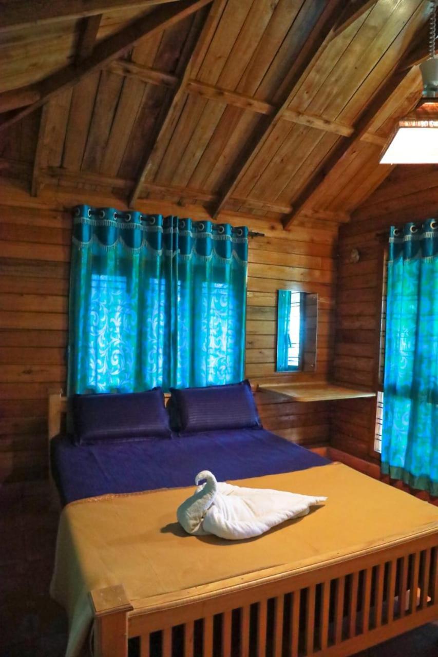 Royal Wooden Villa Mananthavady Bagian luar foto