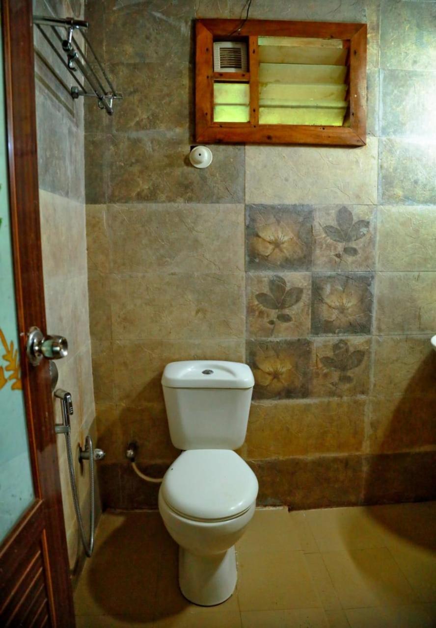 Royal Wooden Villa Mananthavady Bagian luar foto